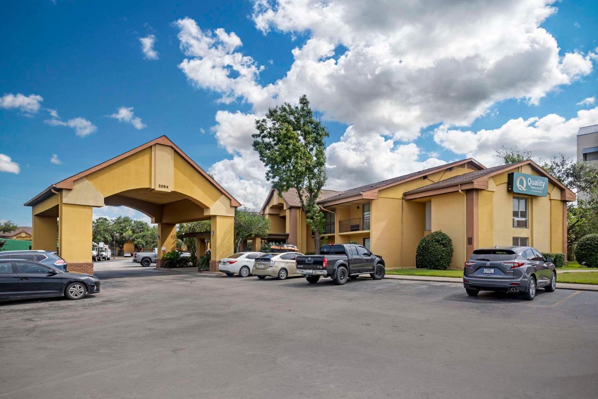 Quality Inn & Suites Nrg Park - Medical Center Houston Exterior photo