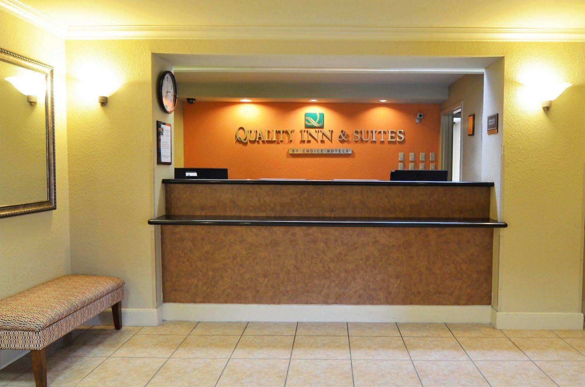 Quality Inn & Suites Nrg Park - Medical Center Houston Exterior photo